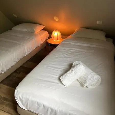 게스트하우스 Le Domaine Des Bois 3*